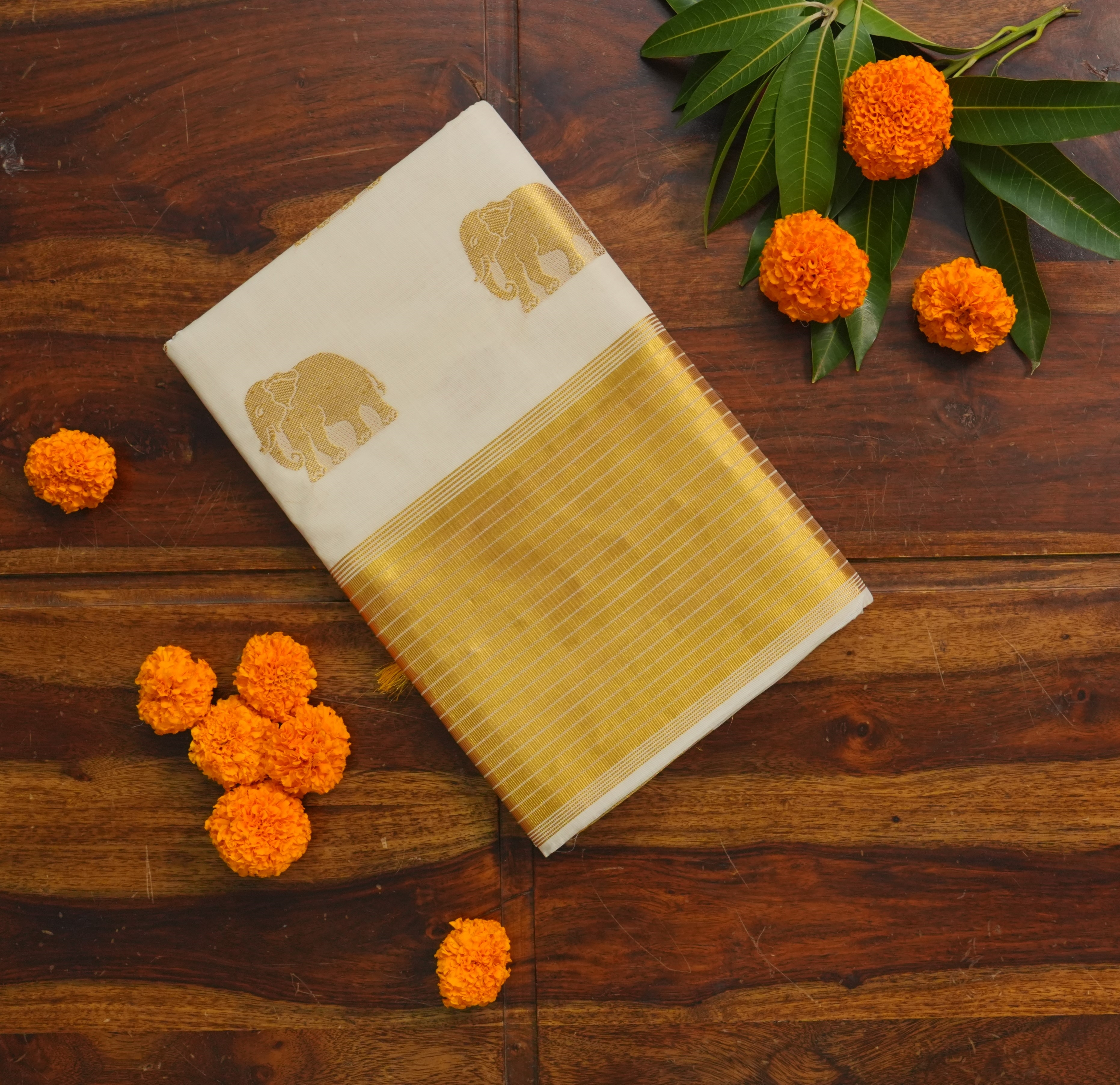 Pure Handloom Kerala Set Saree – Elephant Motifs with Grand Kasavu