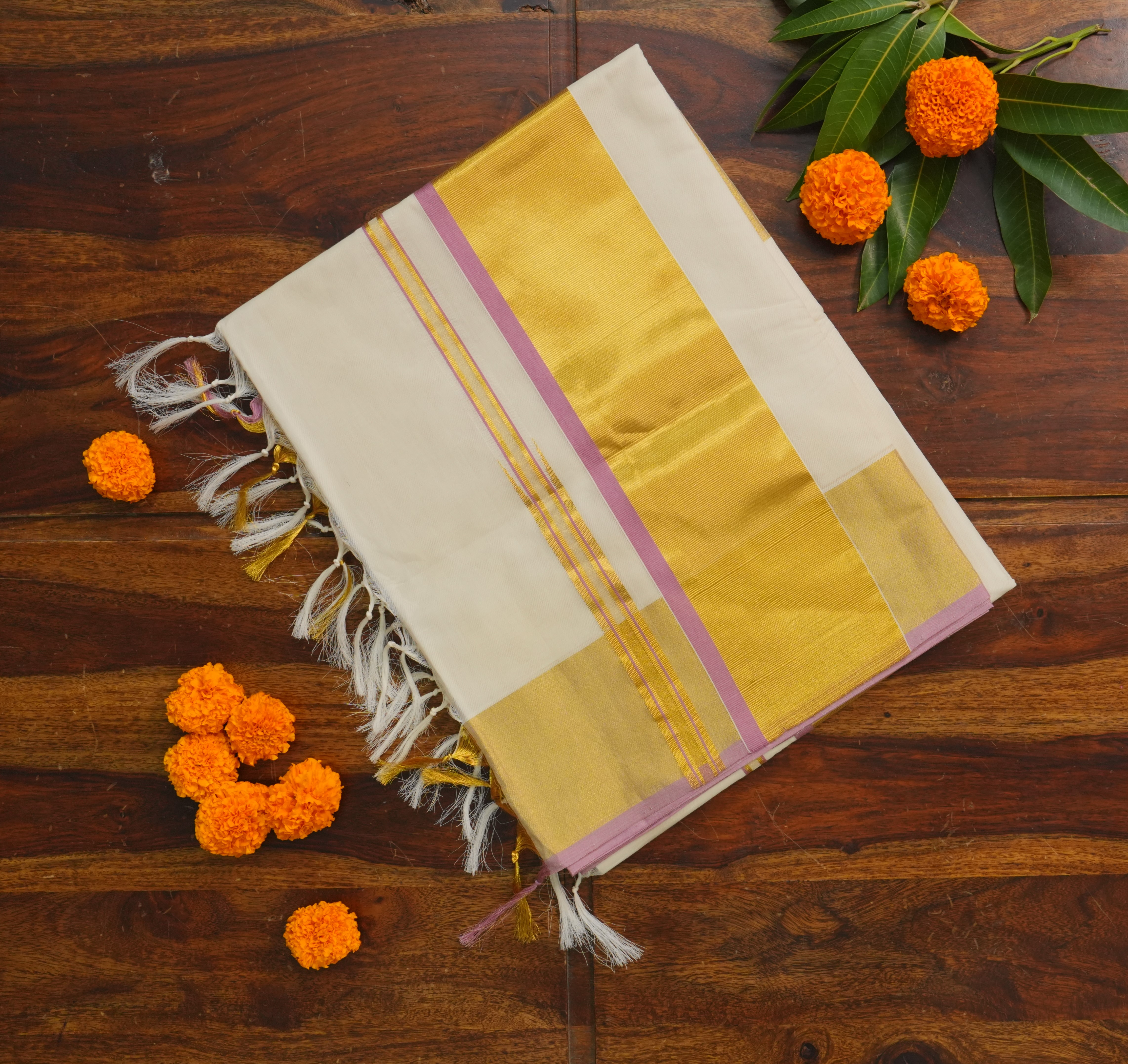 Pure Handloom Kasavu Saree with Onion Pink Accents