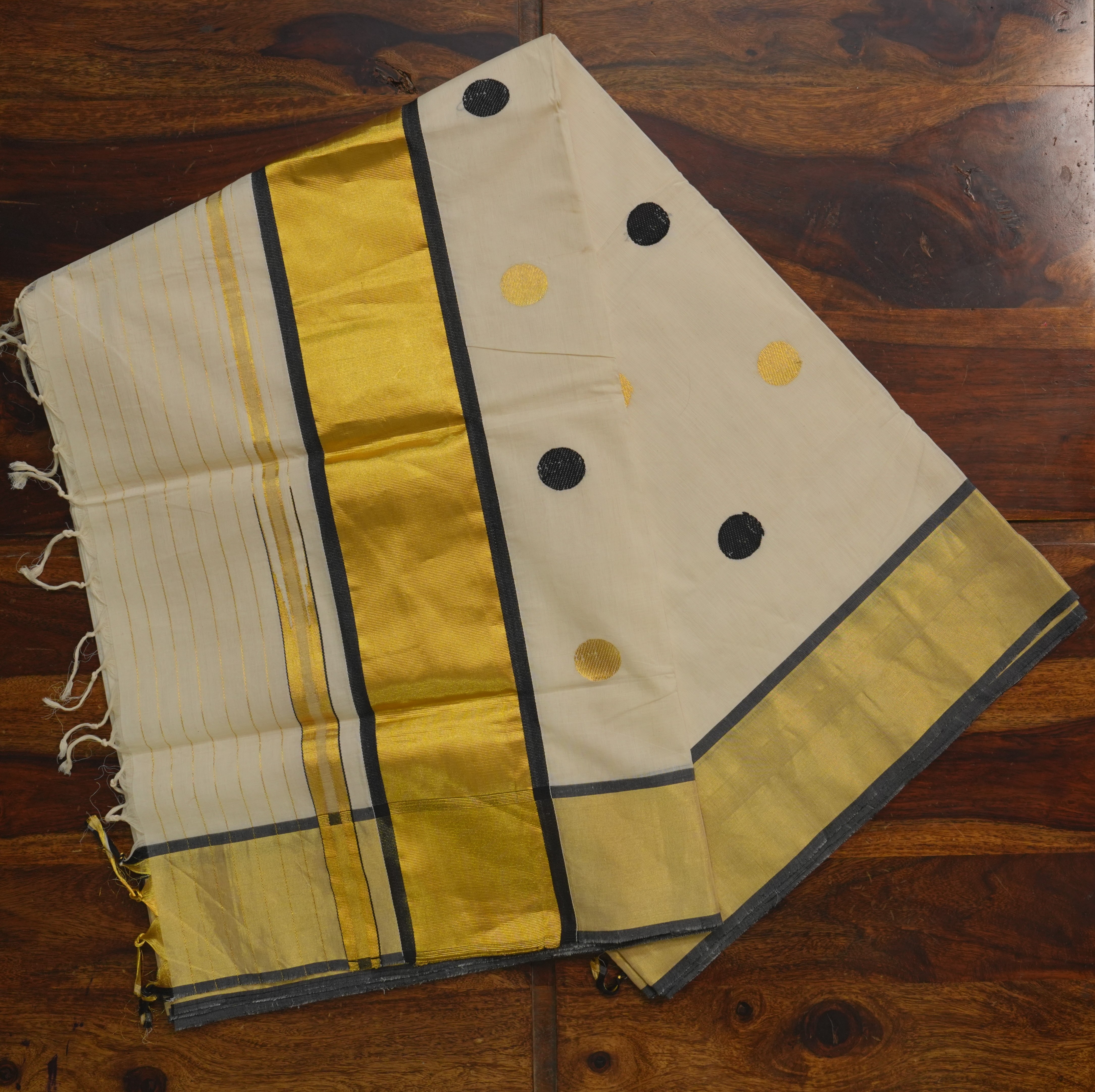 Pure Balaramapuram Handloom Premium Black & Gold Polka Dot Kasavu Saree